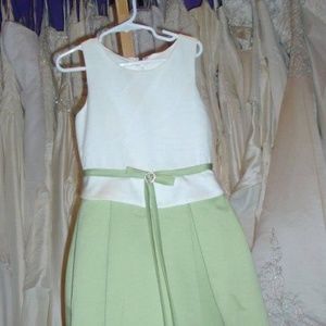 NWT Sweet Beginnings Flower Girl Dress sz 6